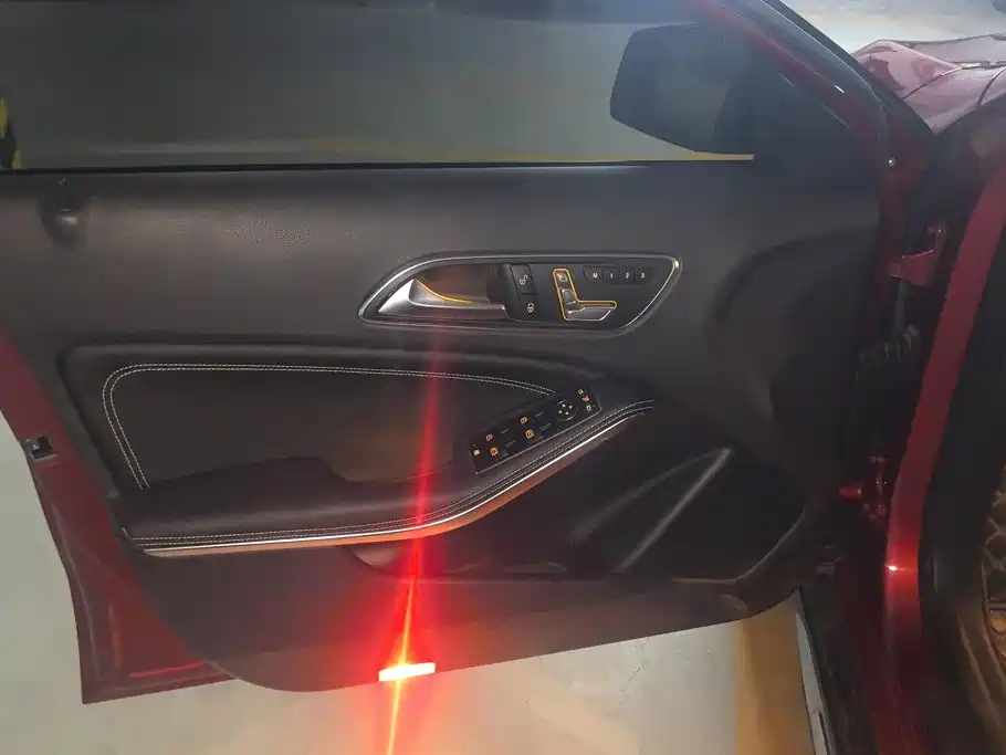 Mercedes-Benz GLA — миниатюра 7