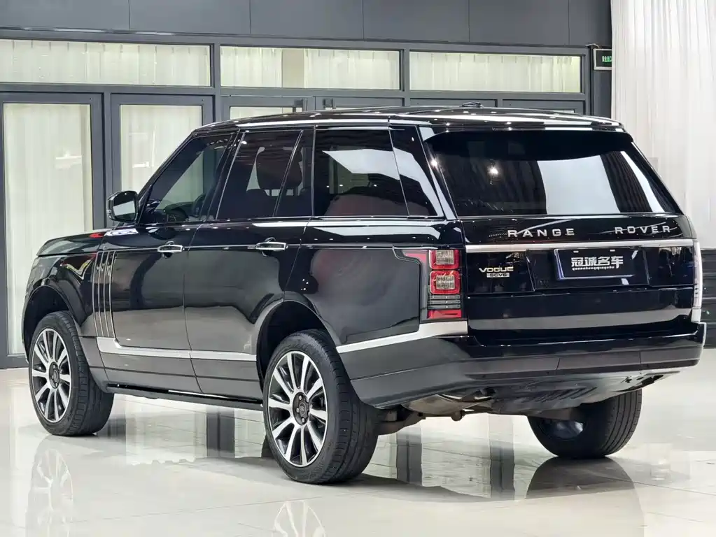 Land Rover Range Rover — миниатюра 12