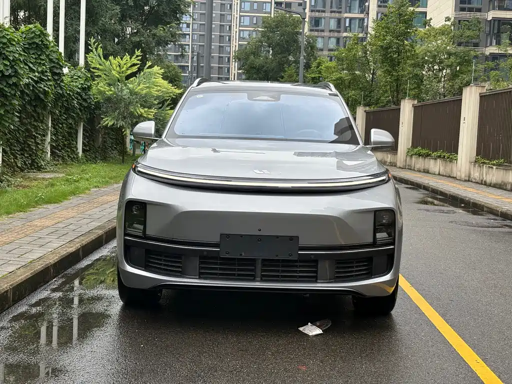 Li Auto Li L8 — миниатюра 2