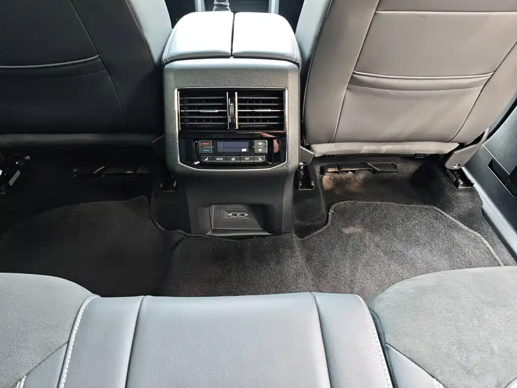 Volkswagen Teramont — миниатюра 26