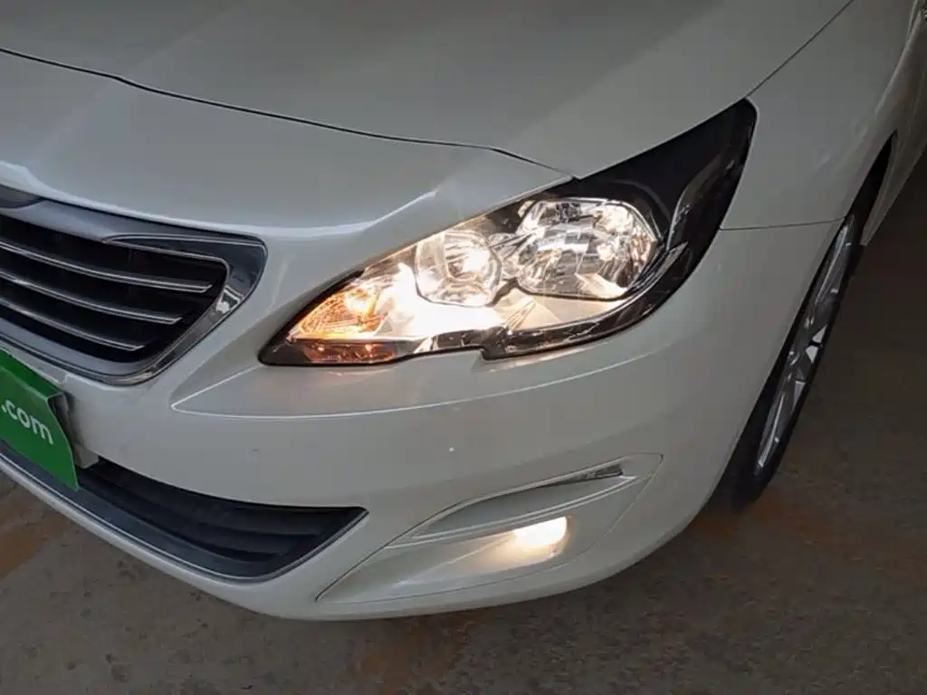 Peugeot 408 — миниатюра 24