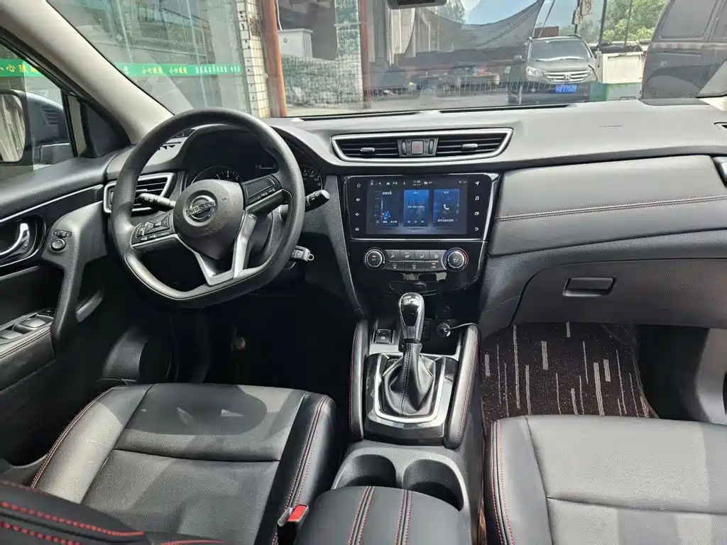 Nissan Qashqai — миниатюра 3