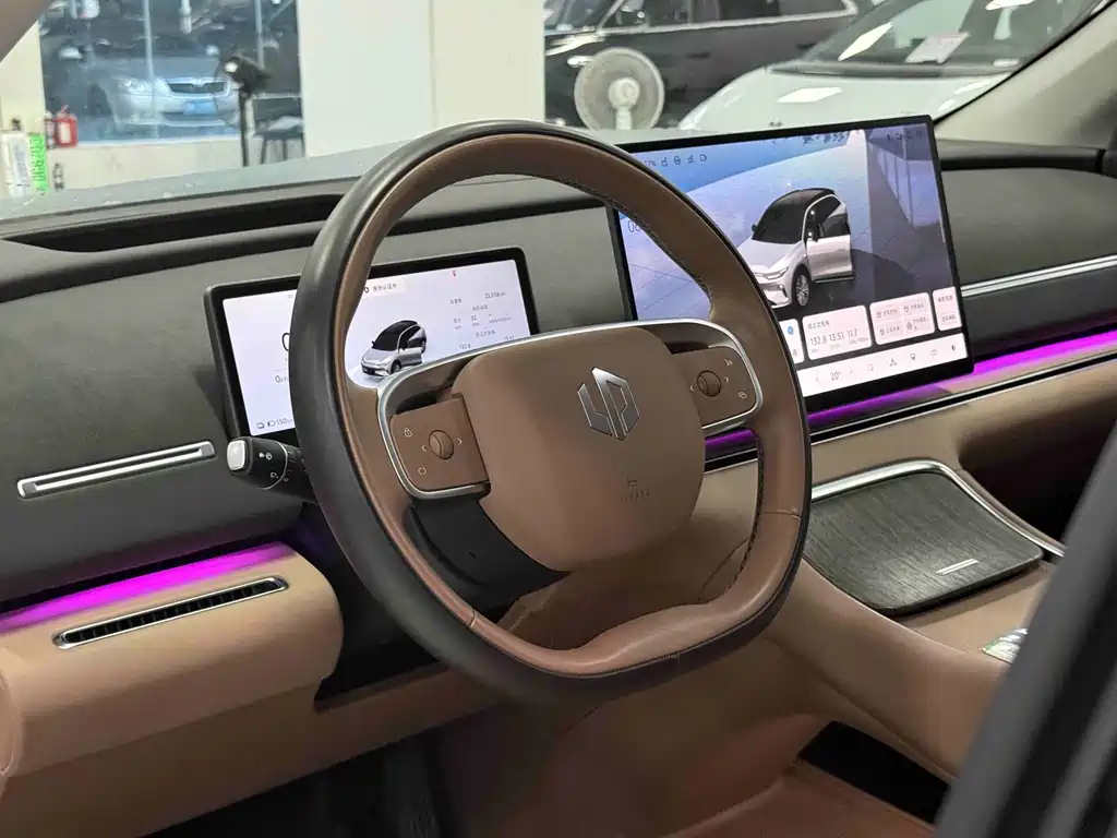 Leapmotor Leapmotor C11 — миниатюра 5