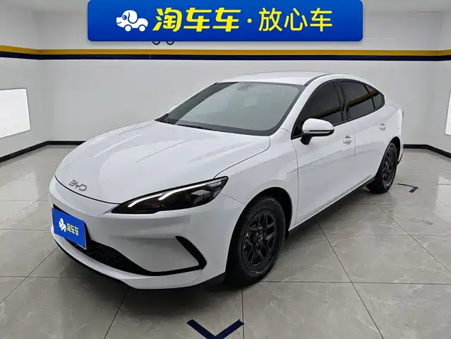 BYD Seal 05