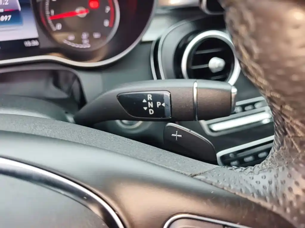 Mercedes-Benz C-Class — миниатюра 14