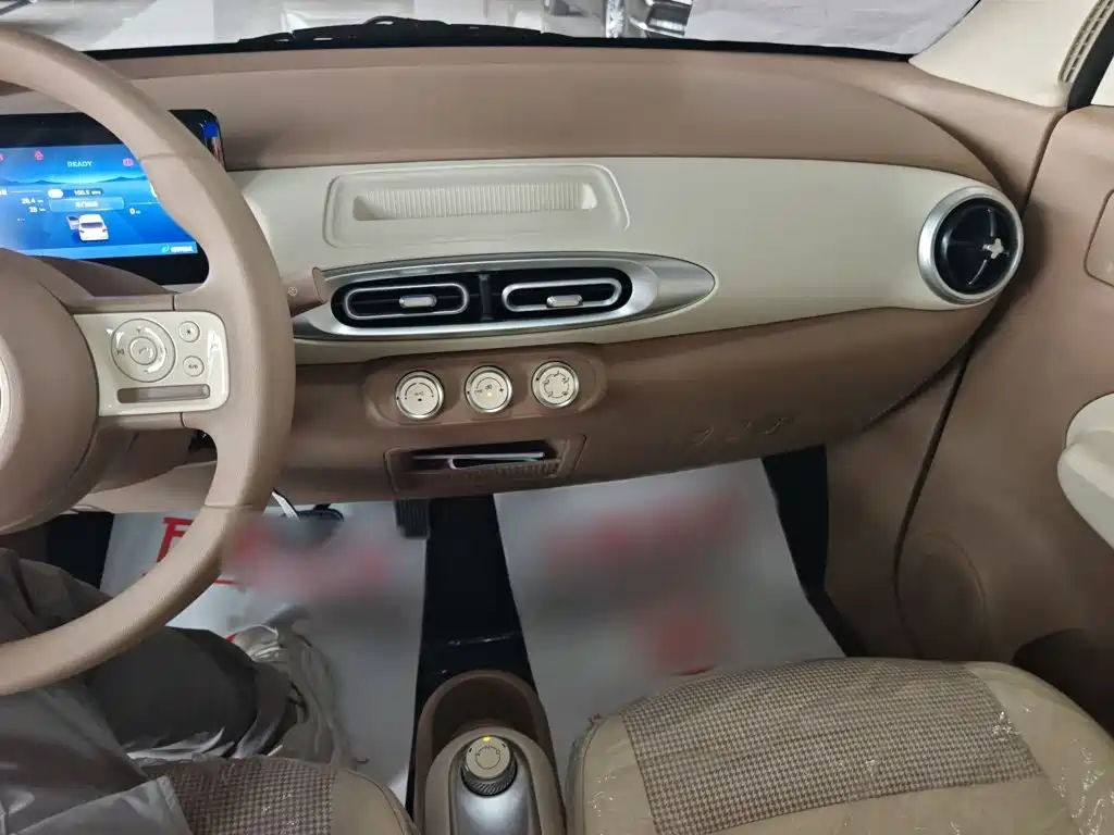 Wuling MINIEV — миниатюра 7
