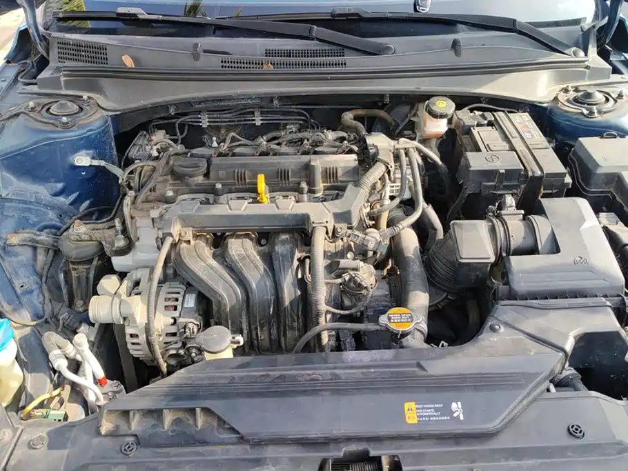 Hyundai Elantra — миниатюра 10