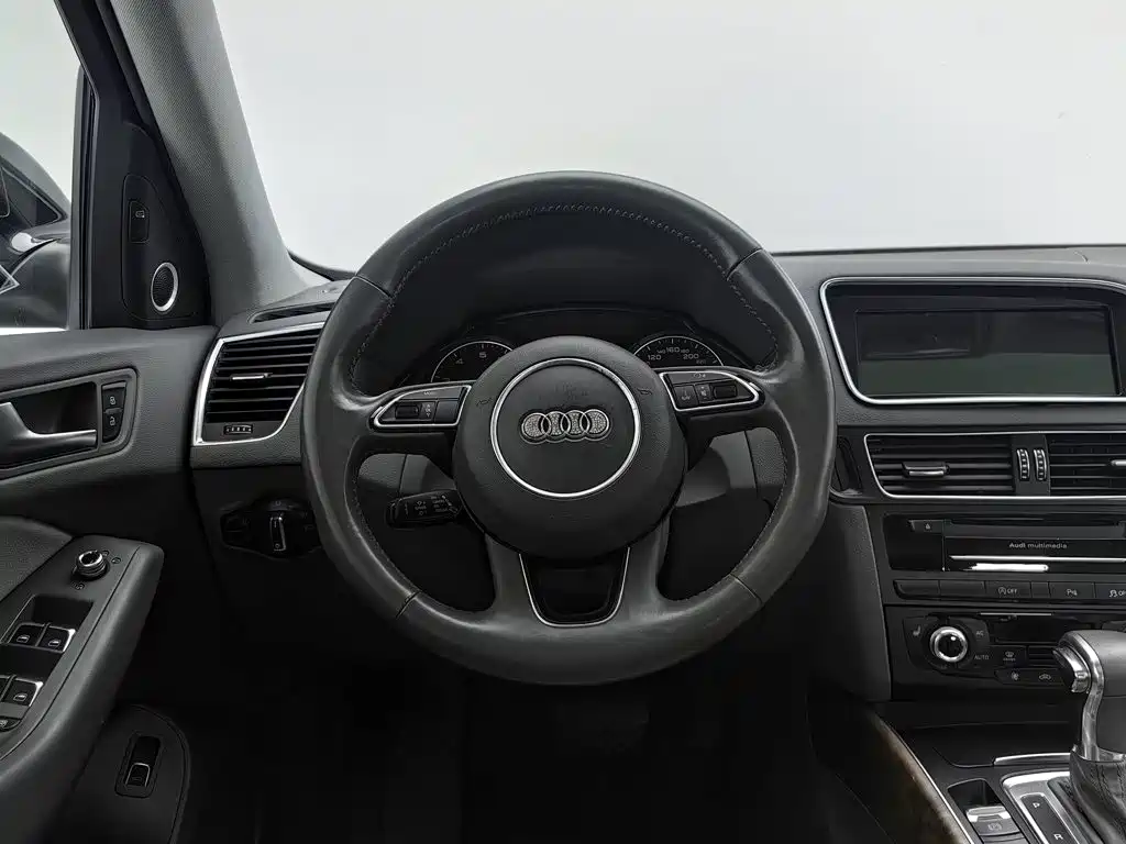 Audi Q5 — миниатюра 11