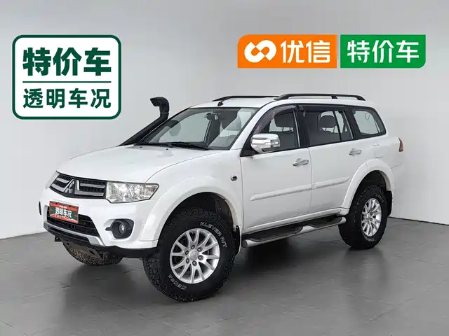 Mitsubishi Pajero Sport