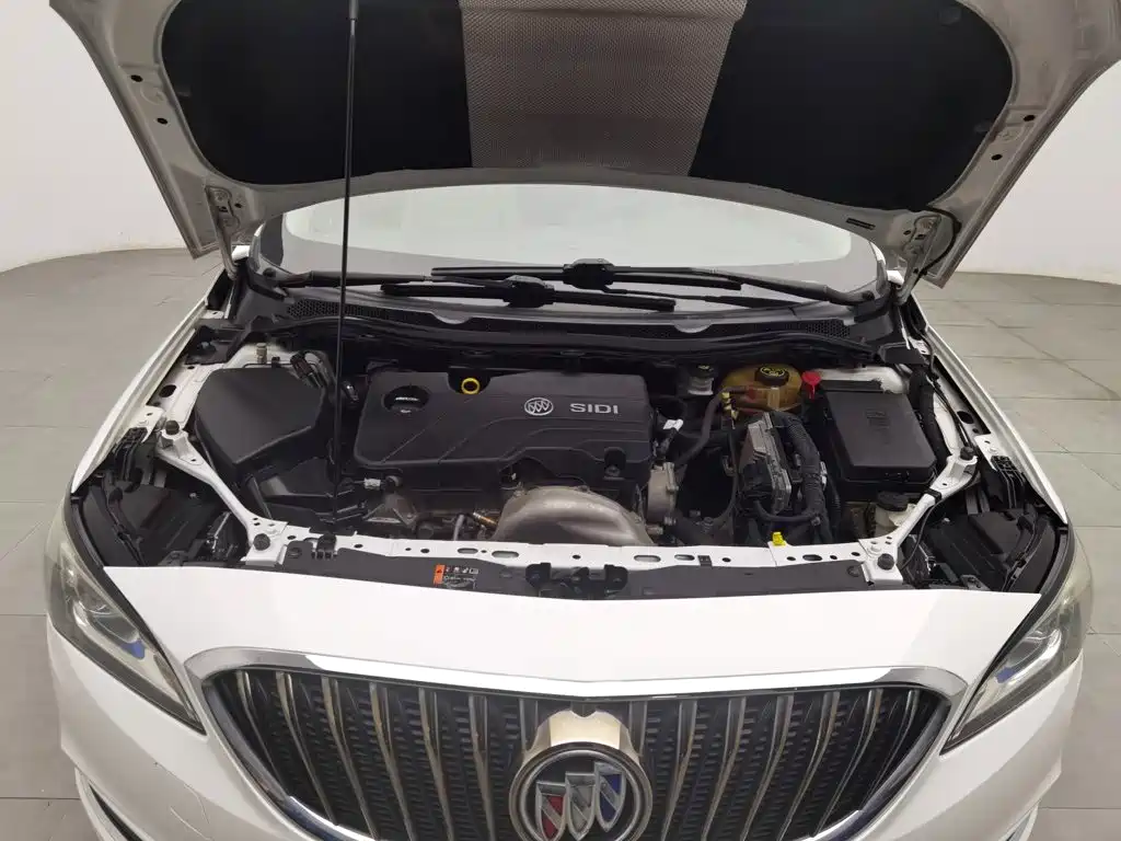 Buick Verano — миниатюра 6