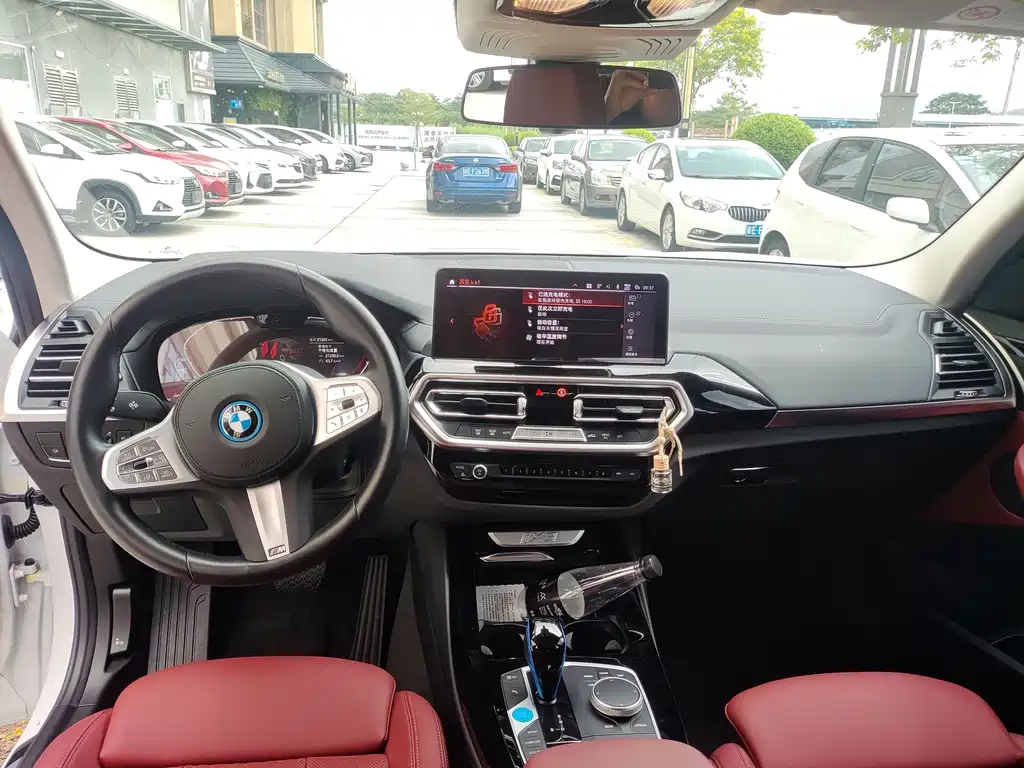 BMW iX3 2022 Lead