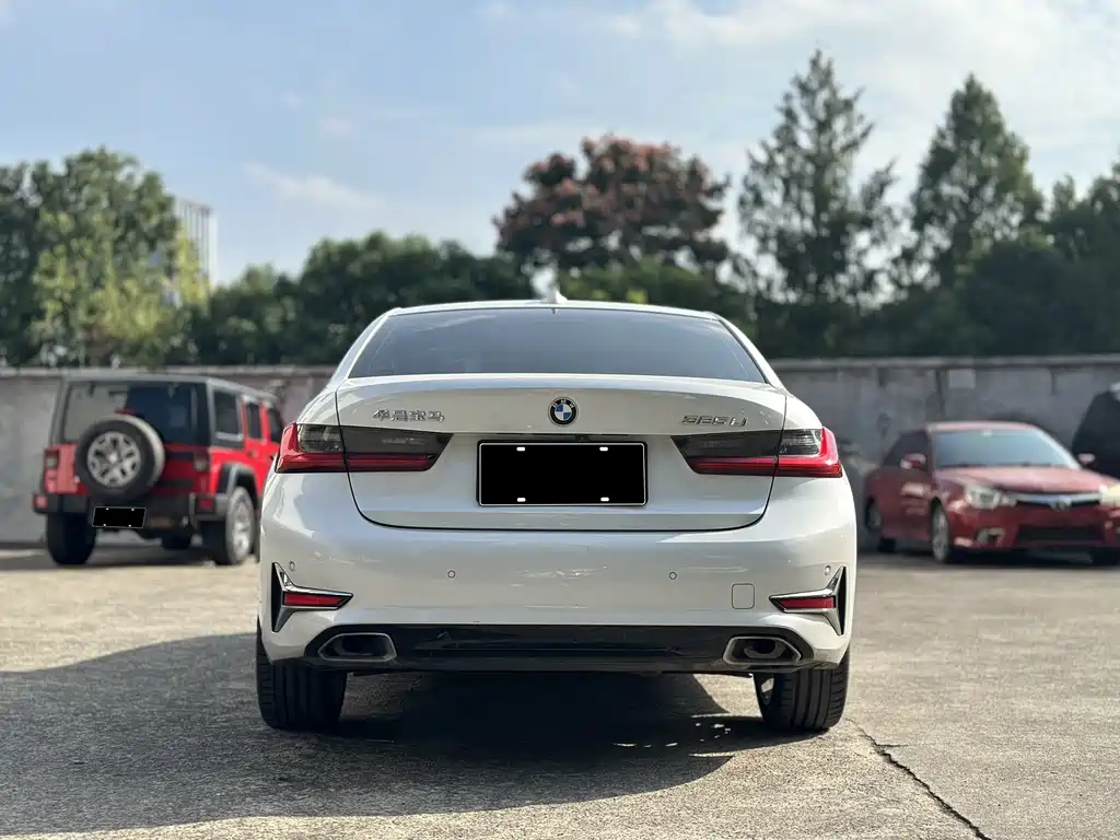 BMW 3 Series — миниатюра 6
