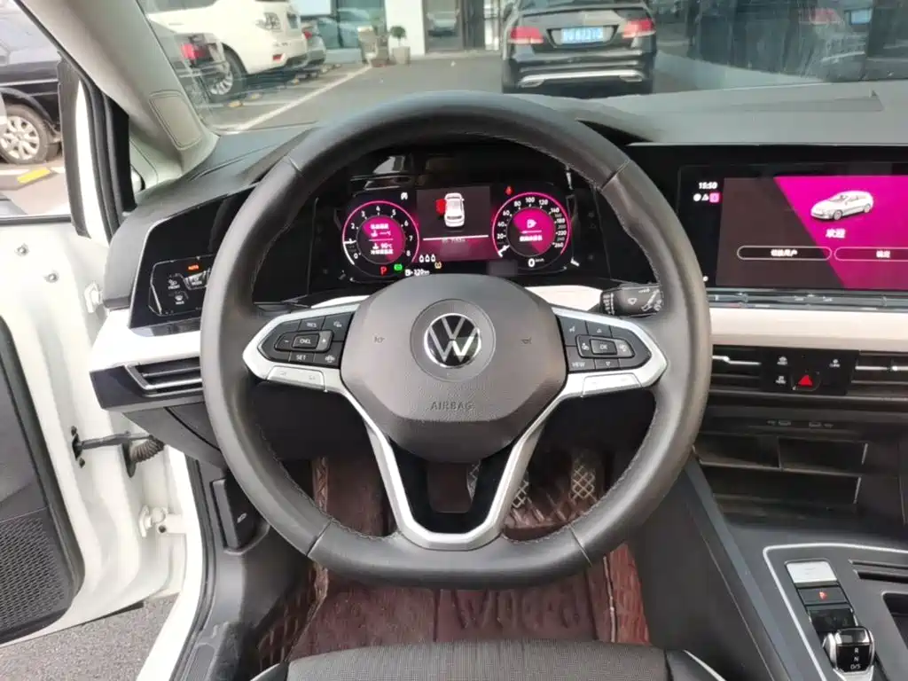 Volkswagen Golf — миниатюра 11