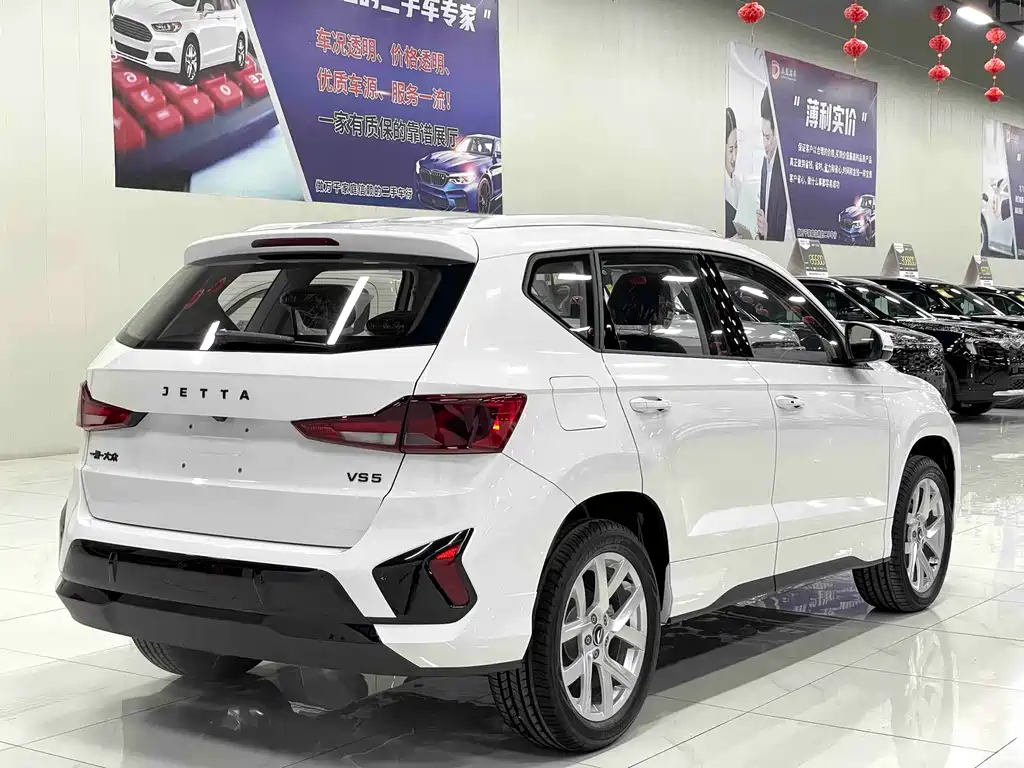 JETTA VS5