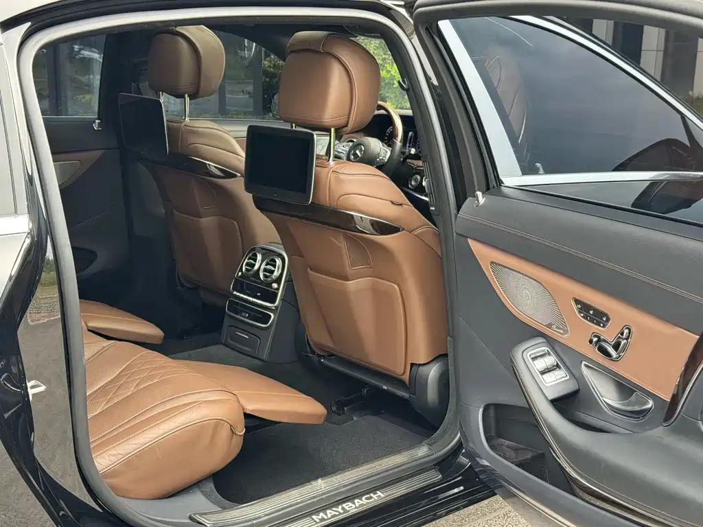 Mercedes-Benz S-Class — миниатюра 29