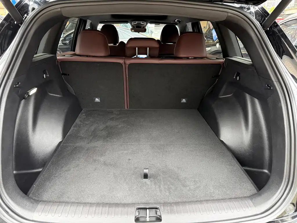 Geely Xingyue L — миниатюра 15