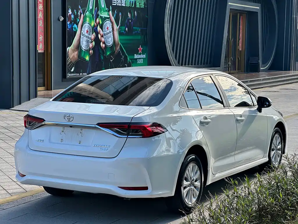Toyota Corolla — миниатюра 12