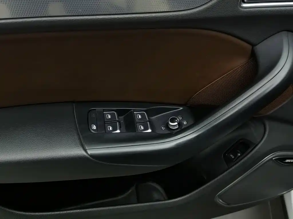 Audi Q3 — миниатюра 9