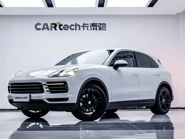 PORSCHE CAYENNE 2019