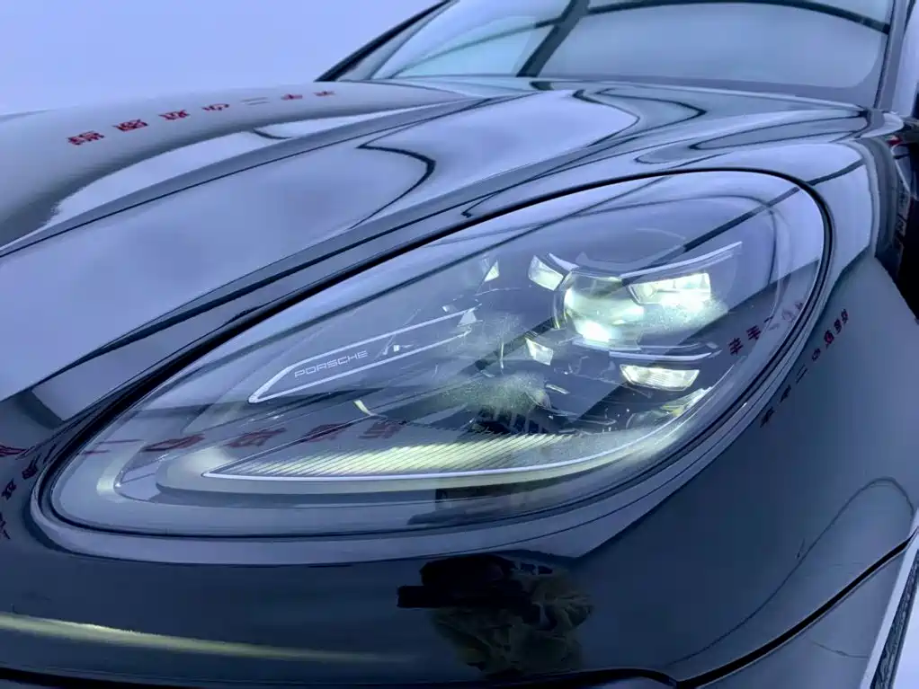 Porsche Macan — миниатюра 7