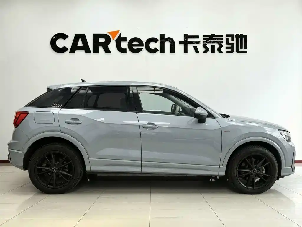 Audi Q2L — миниатюра 3