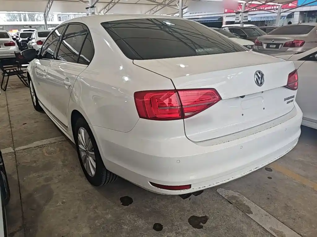 Volkswagen Sagitar — миниатюра 4