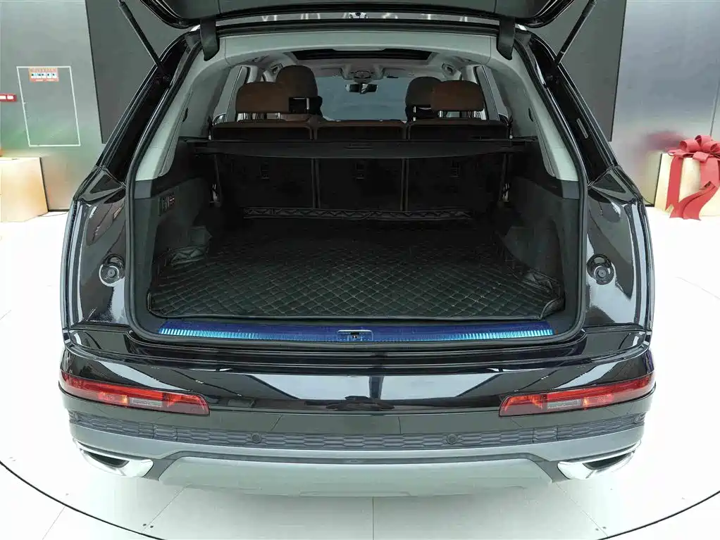 Audi Q7 — миниатюра 20