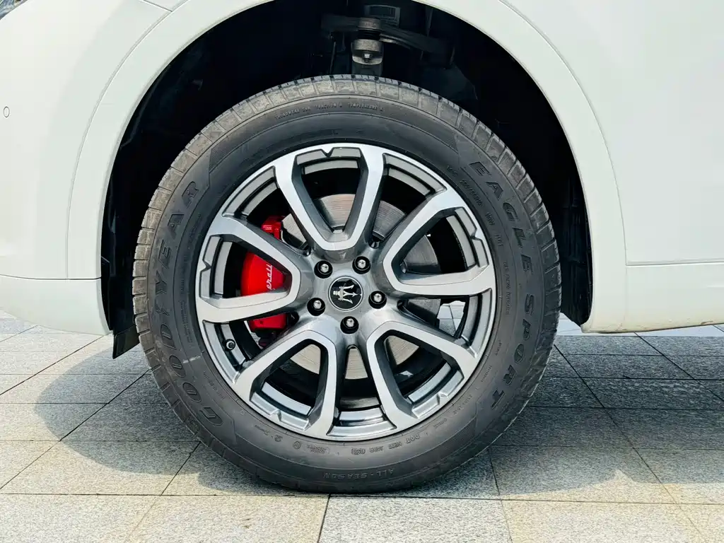 Maserati Levante 2023 2.0T GT