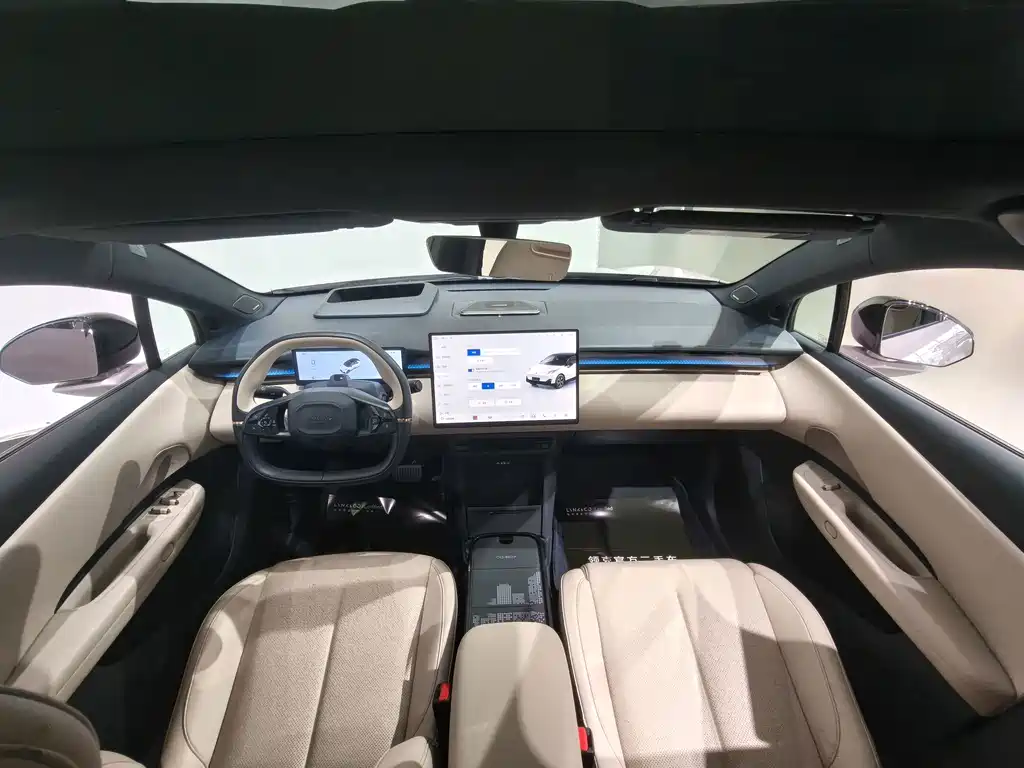 Lynk & Co Z20 — миниатюра 21