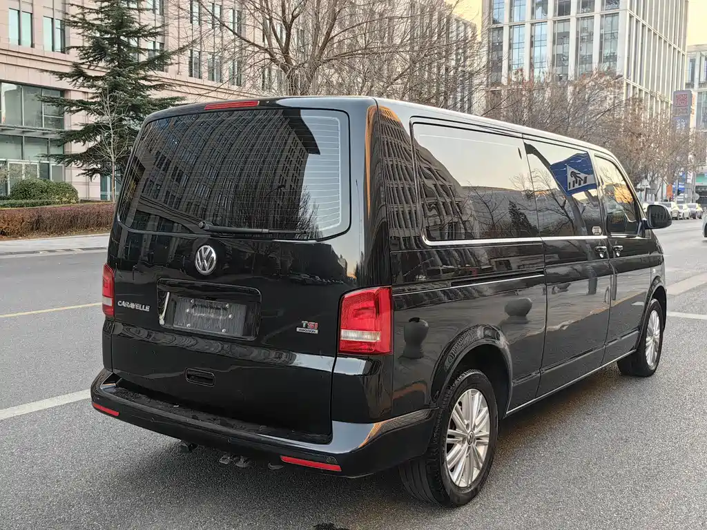 Volkswagen Caravelle 2015 2.0TSI Comfort