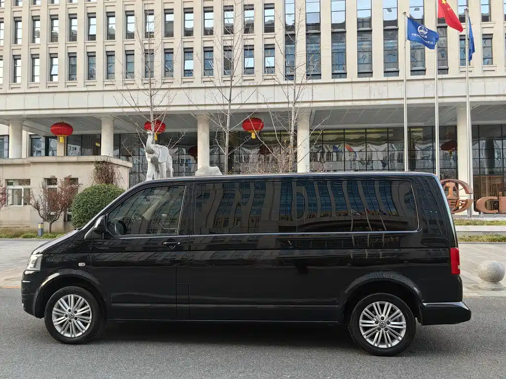 Volkswagen Caravelle 2015 2.0TSI Comfort
