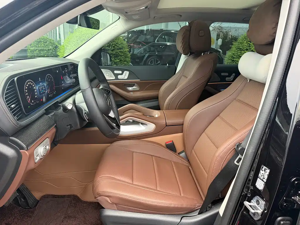 Mercedes-Benz GLE (Import) — миниатюра 6