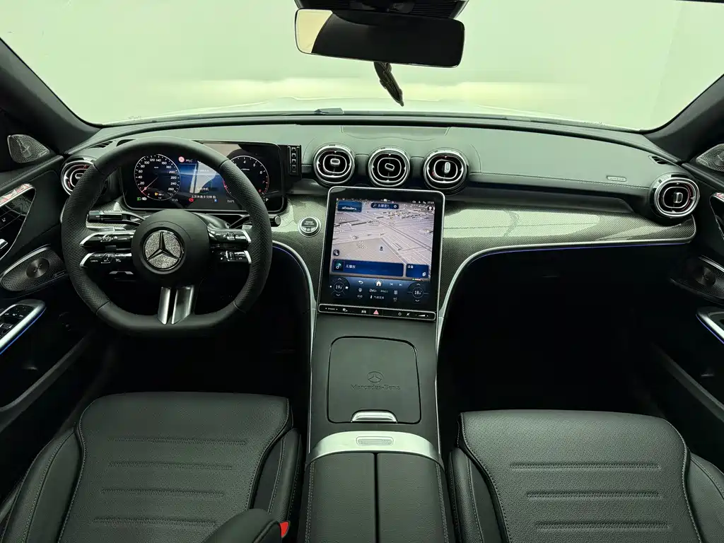 Mercedes-Benz C-Class — миниатюра 7