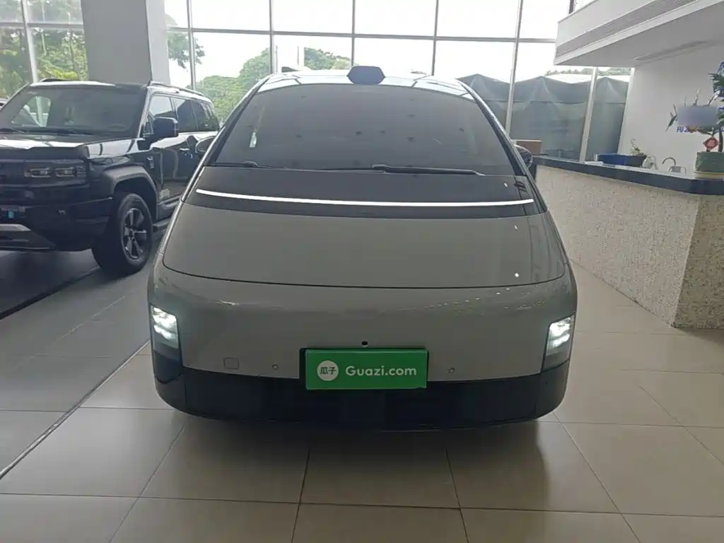Li Auto Li MEGA — миниатюра 3