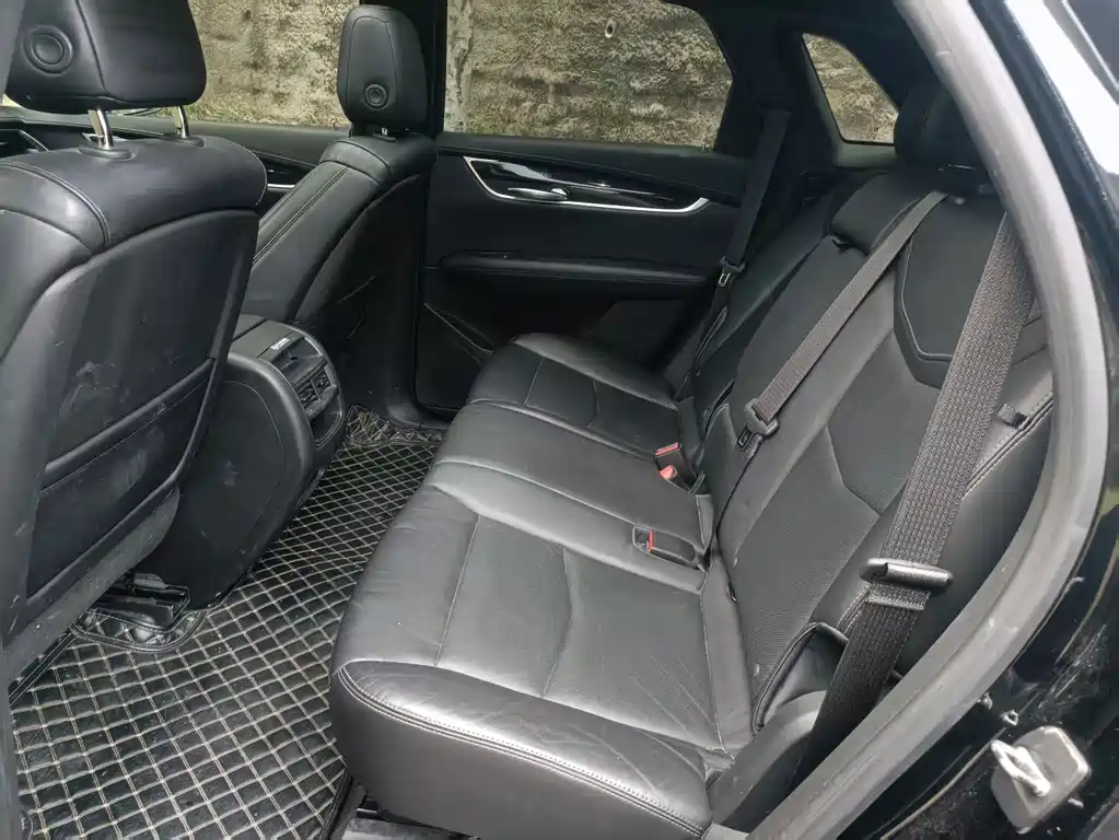 Cadillac XT5 — миниатюра 7