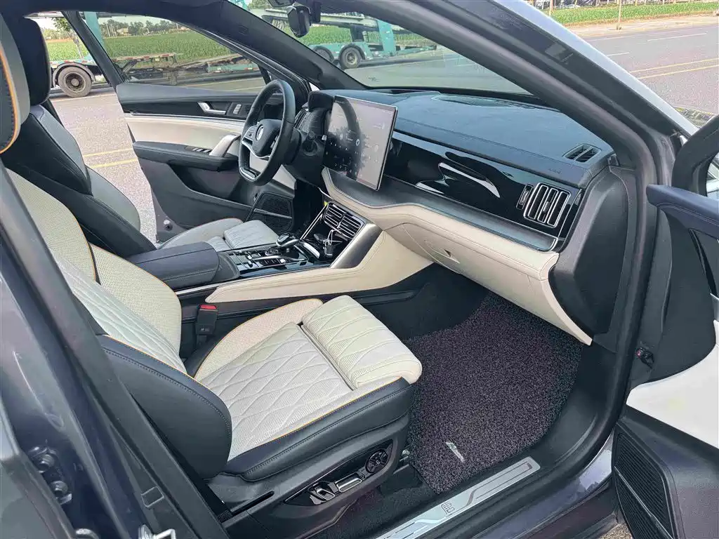 BYD Tang 2022 DM-p 215KM Flagship