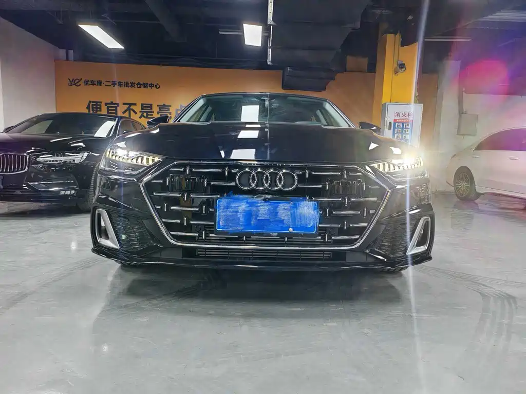 Audi A7L 2024 45TFSI S-line