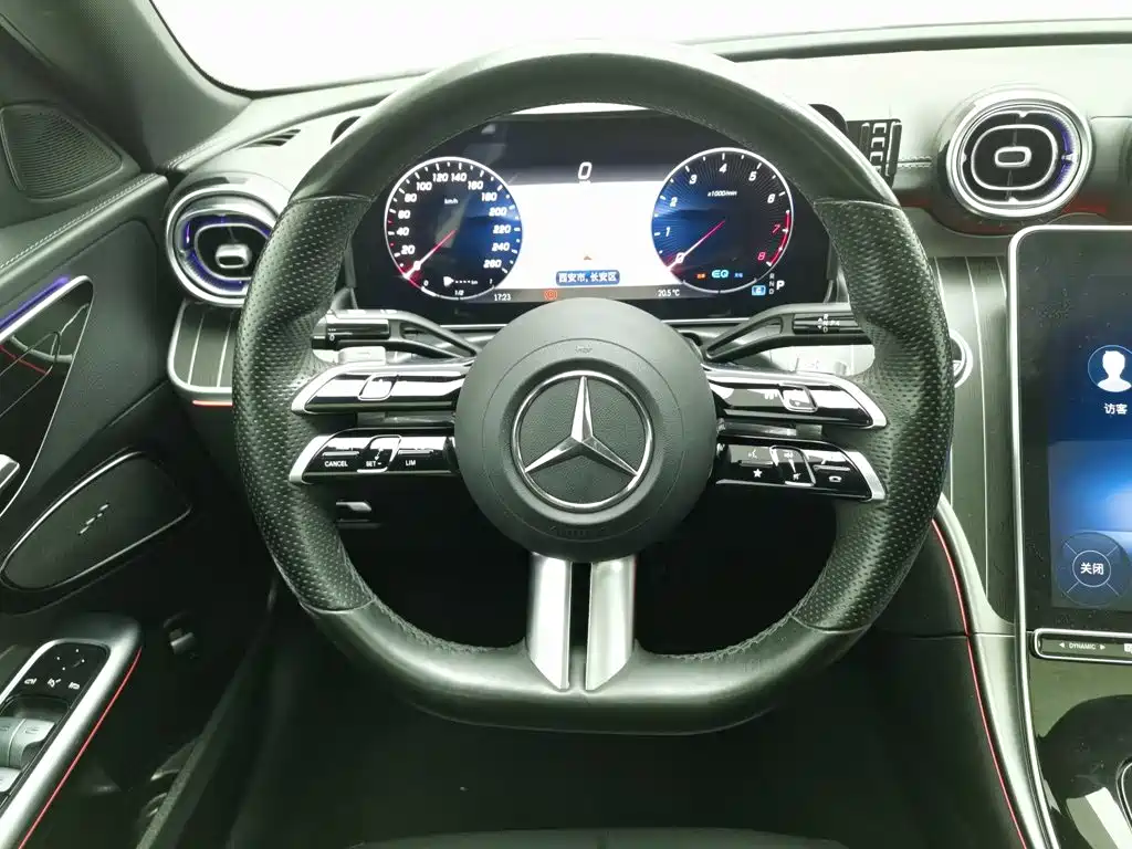 Mercedes-Benz C-Class — миниатюра 11