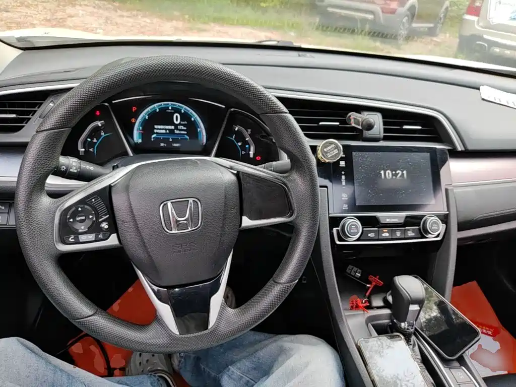 Honda Civic — миниатюра 10