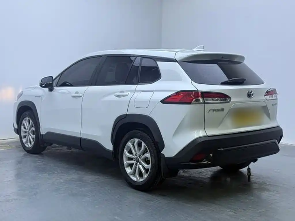 Toyota Frontlander — миниатюра 6