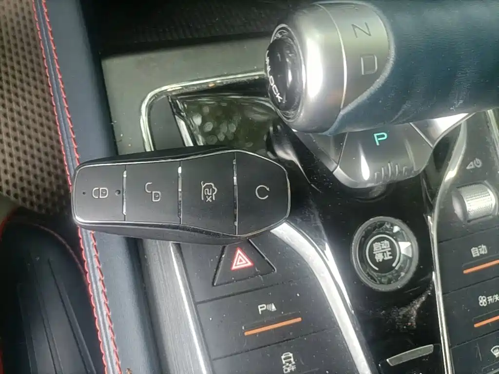 BYD Yuan Plus — миниатюра 9