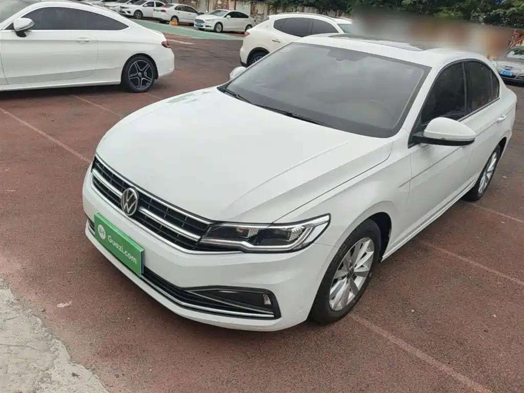 Volkswagen Bora 2021