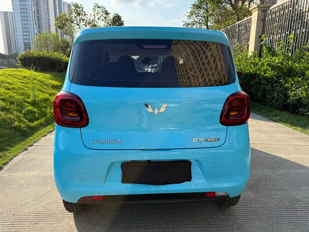 Wuling MINIEV — миниатюра 10
