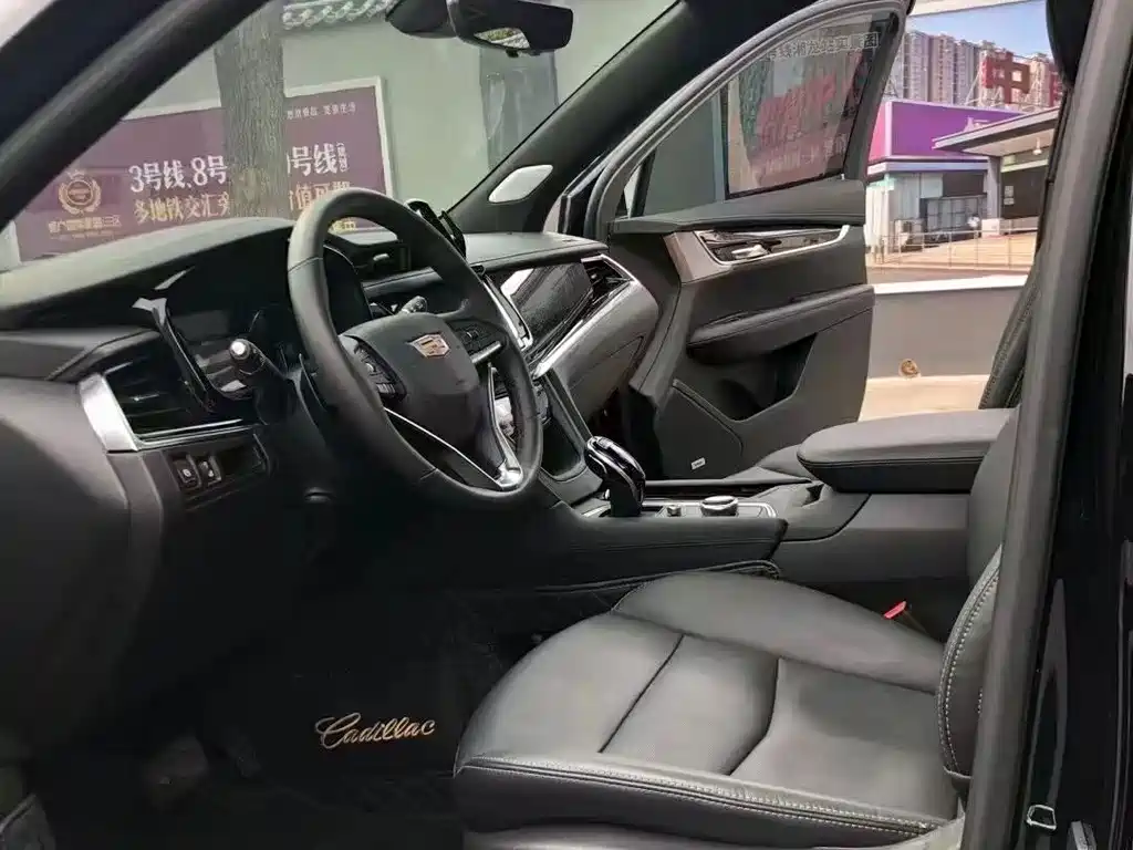 Cadillac XT6 — миниатюра 4