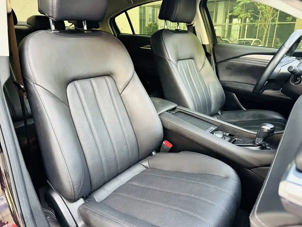 Mazda Atenza 2020 2.0L Luxury