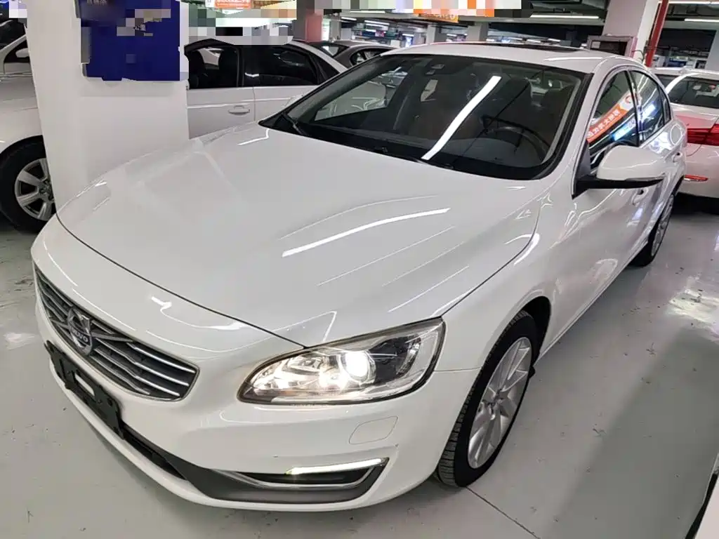 Volvo S60
