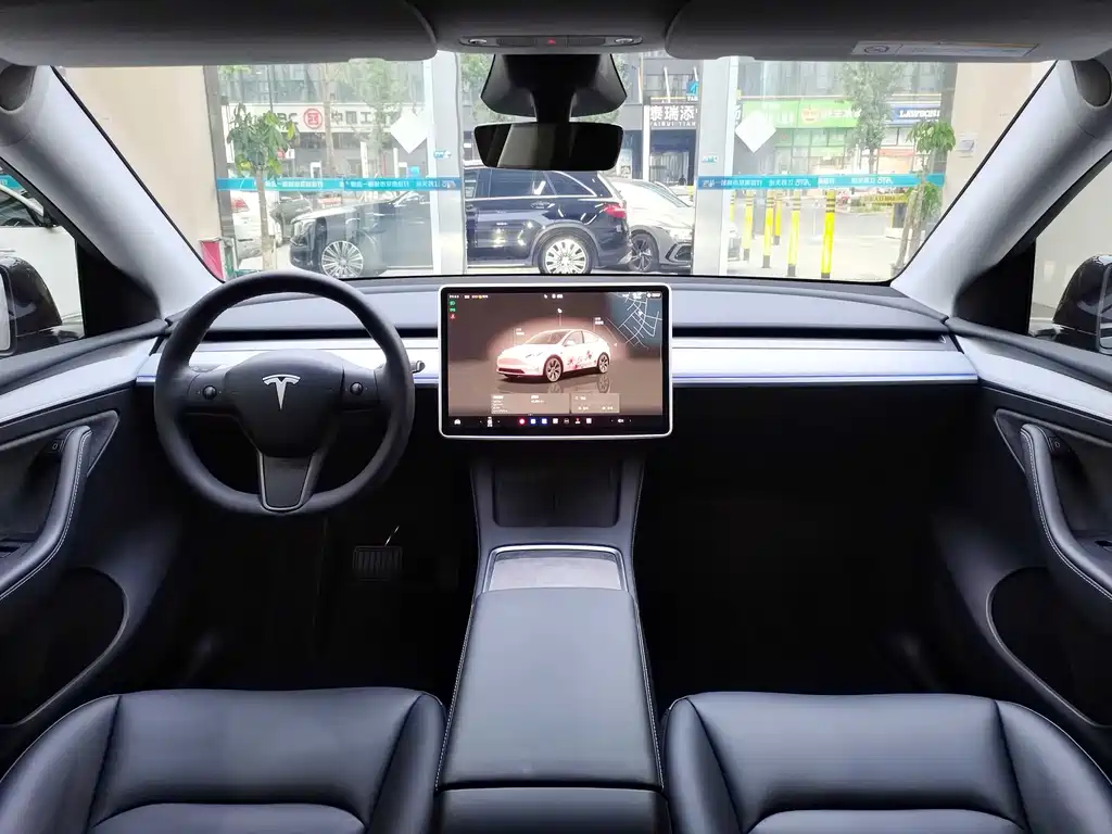Tesla Model Y — фотографии объявления, Фото 12