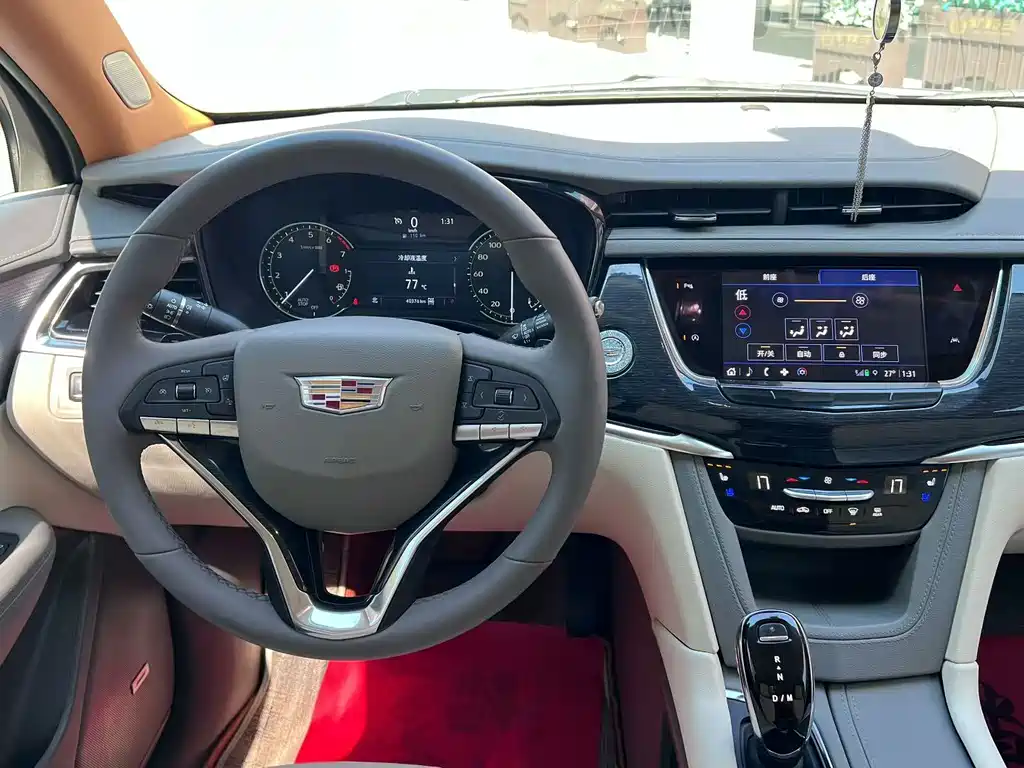 Cadillac XT6 — миниатюра 5