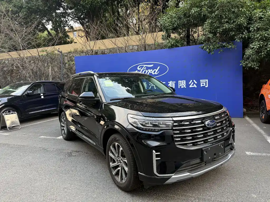 Ford Explorer — миниатюра 2