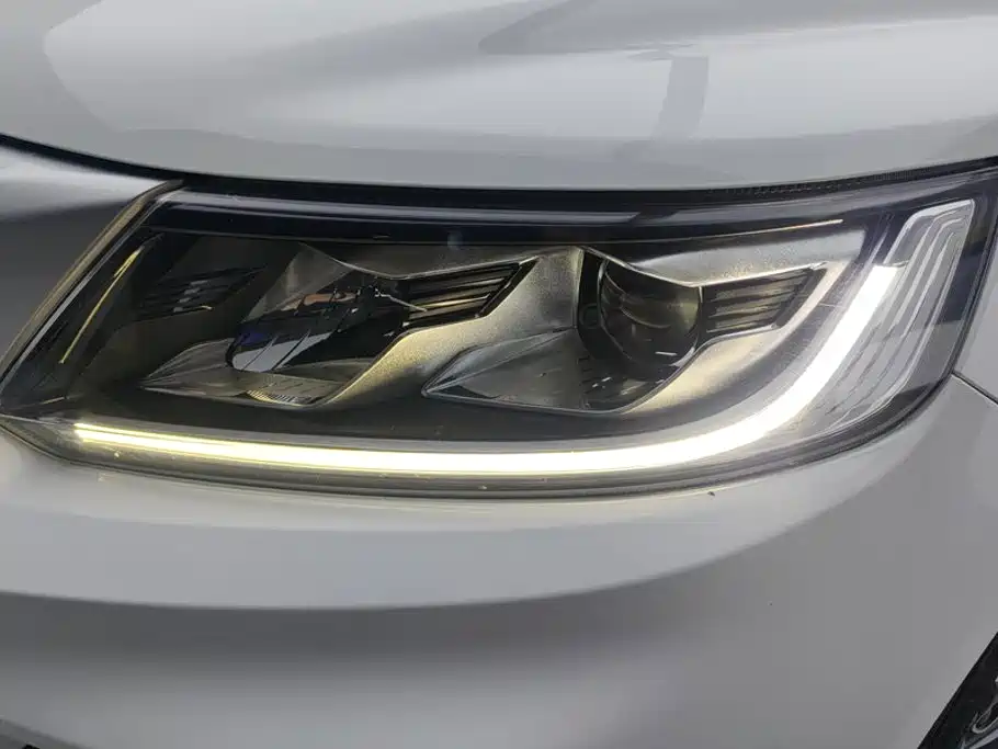 Geely Vision X6 — миниатюра 5